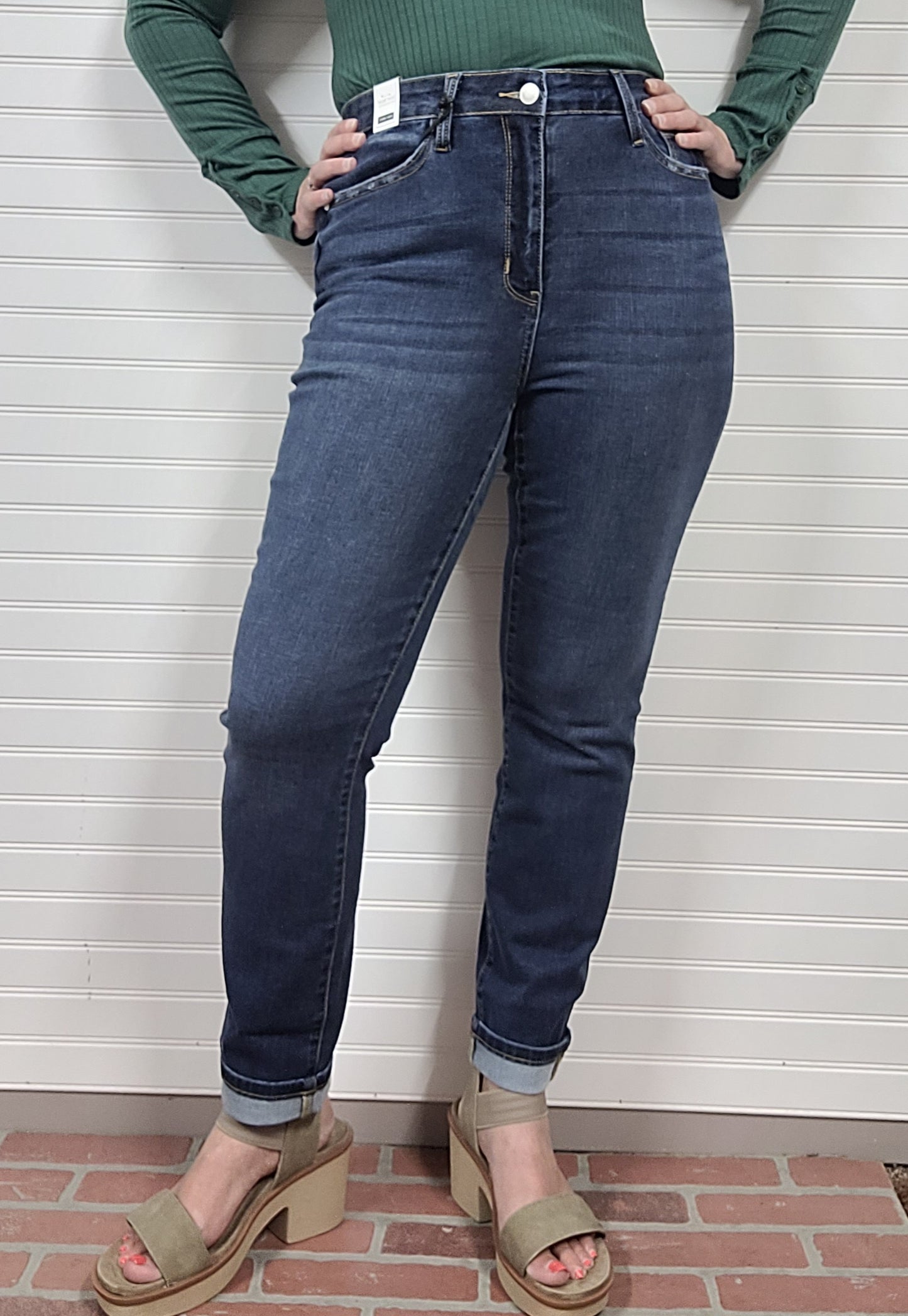 Judy Blue Jessa Cool Denim Boyfriend Fit Jeans