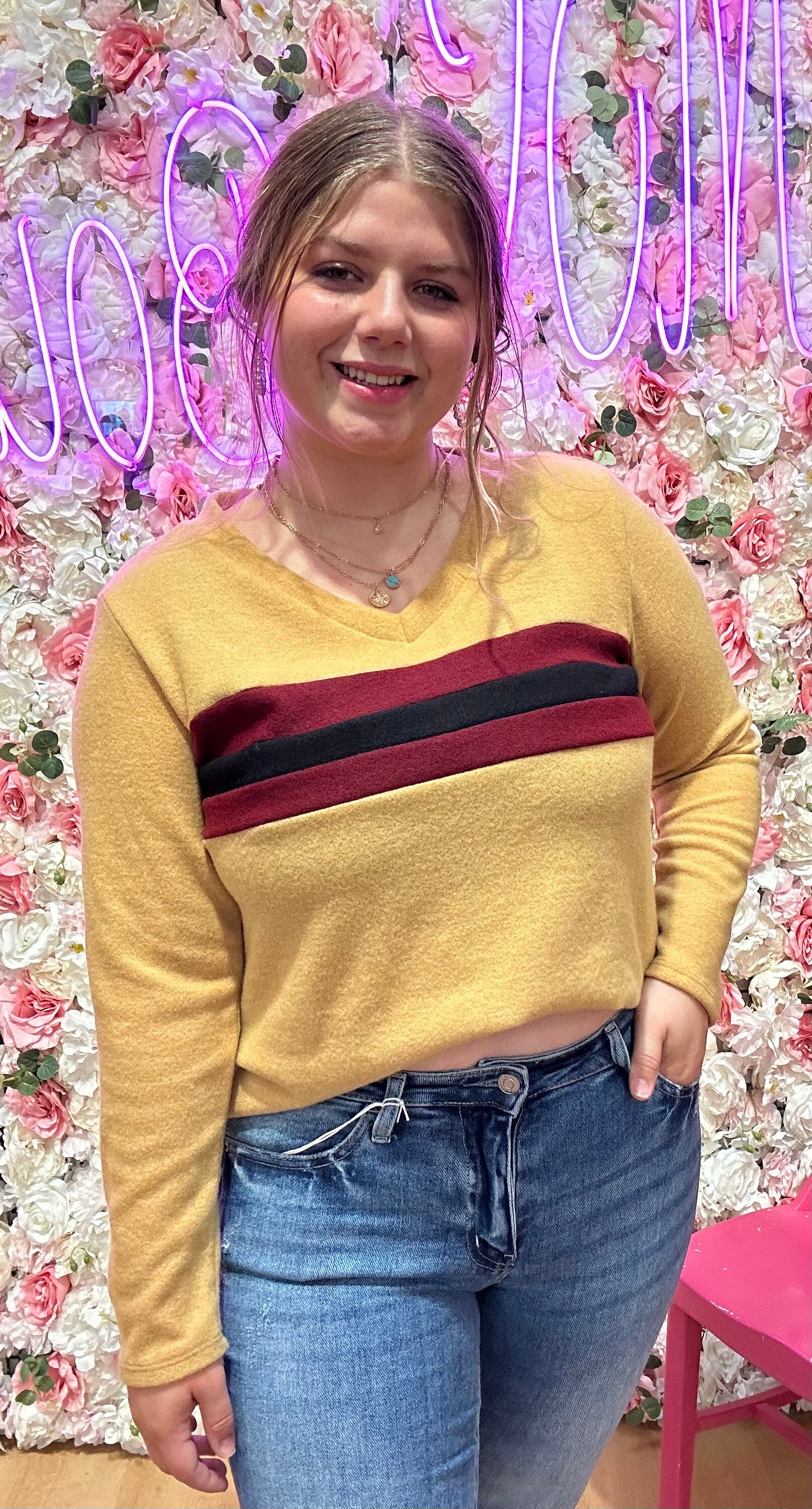 Color Block V Neck Knit Top