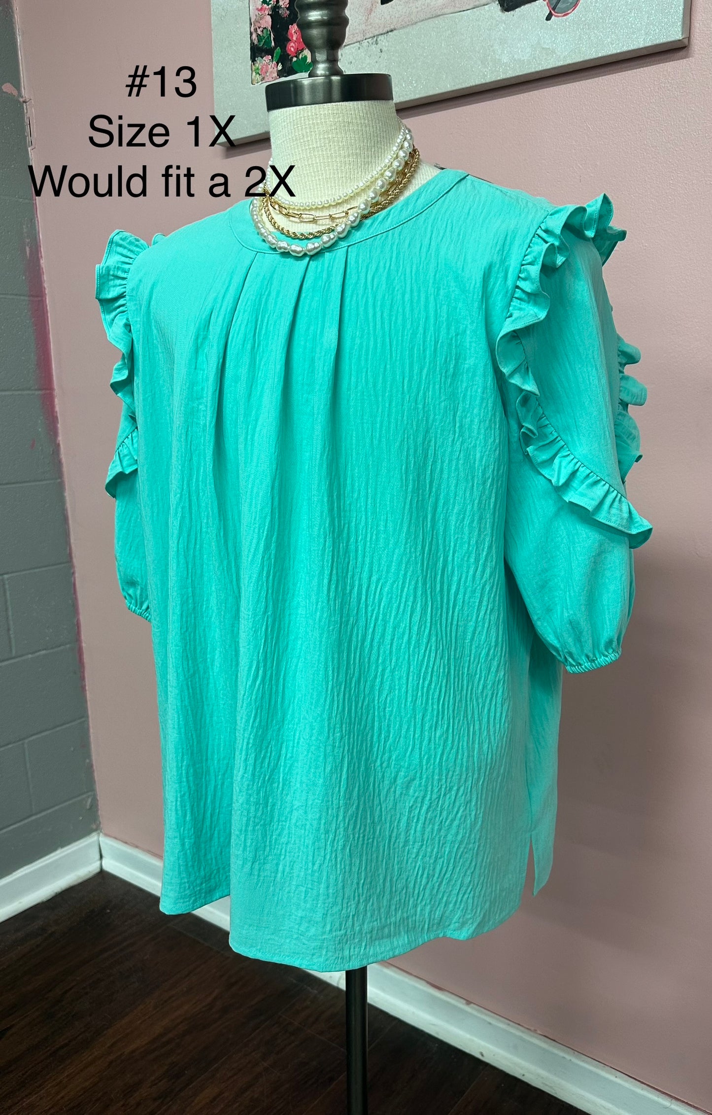 Oddi Mystree Short Sleeve Tops