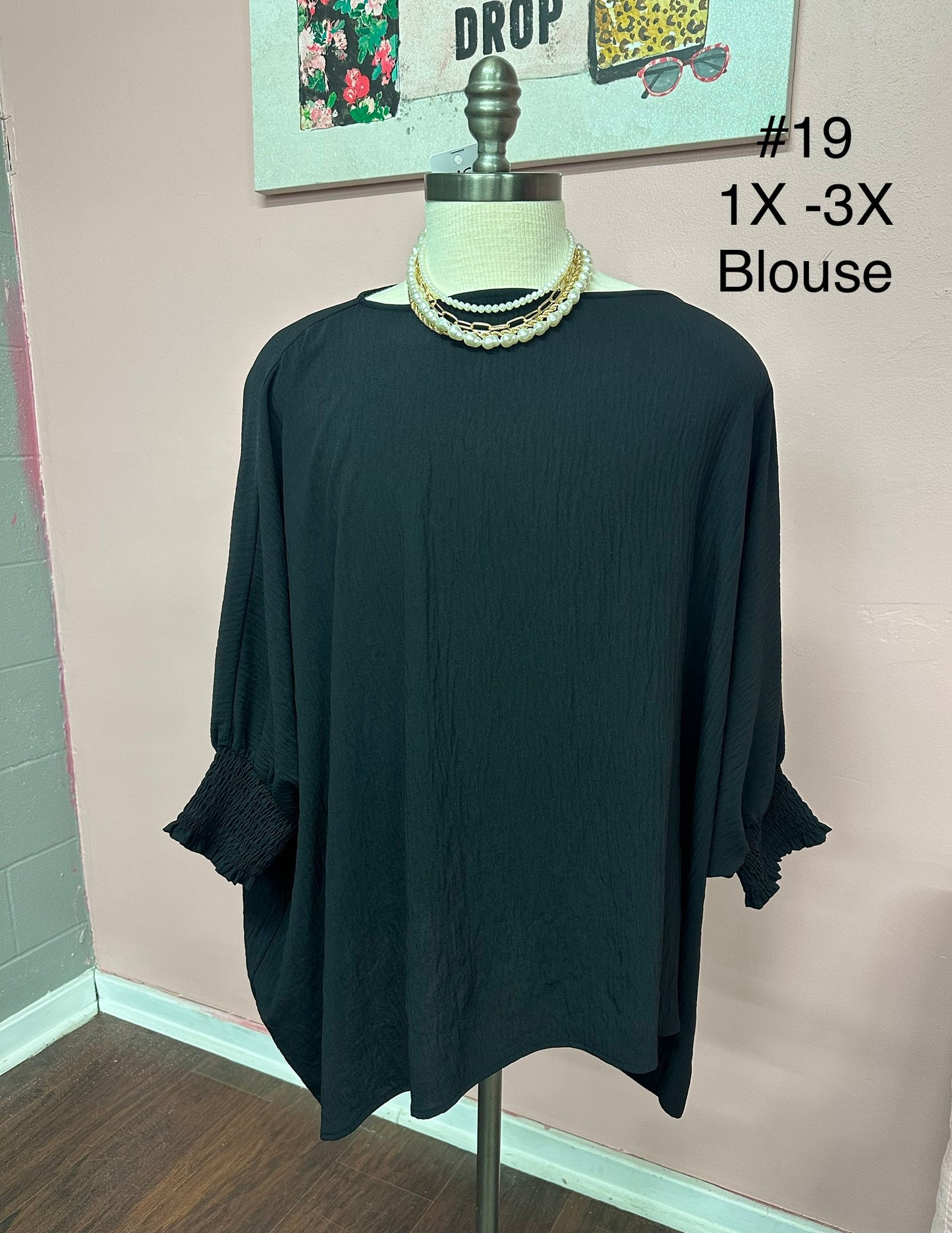 Oddi Mystree Short Sleeve Tops