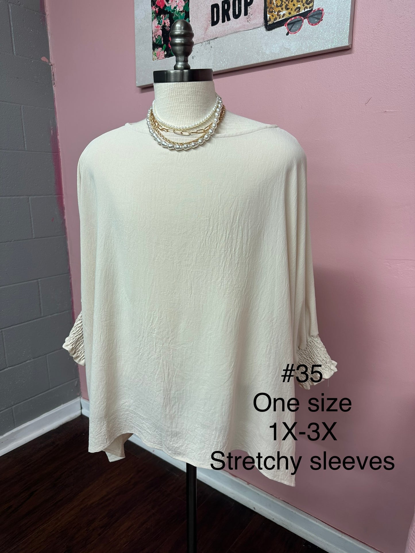 Oddi Mystree Short Sleeve Tops