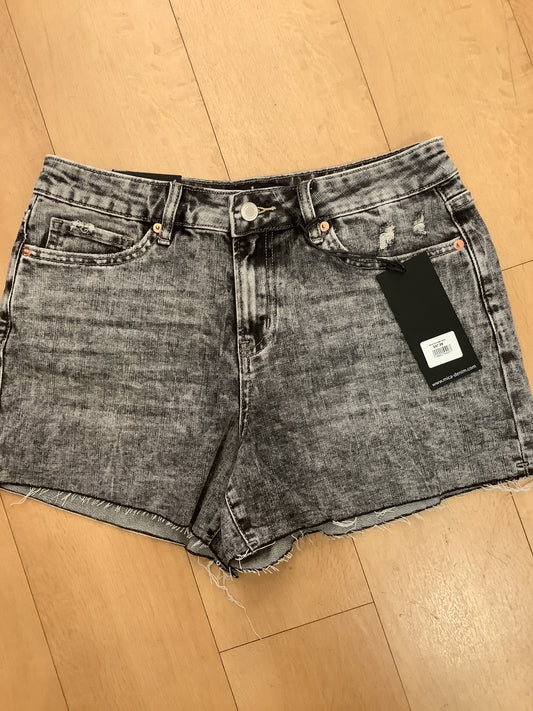 Mica black stonewash shorts